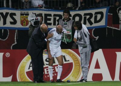 ZIDANE LESIONADO